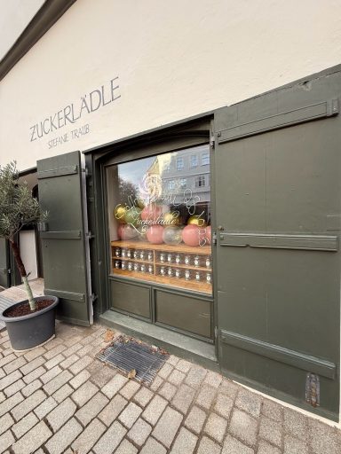 Zuckerlädle von außen